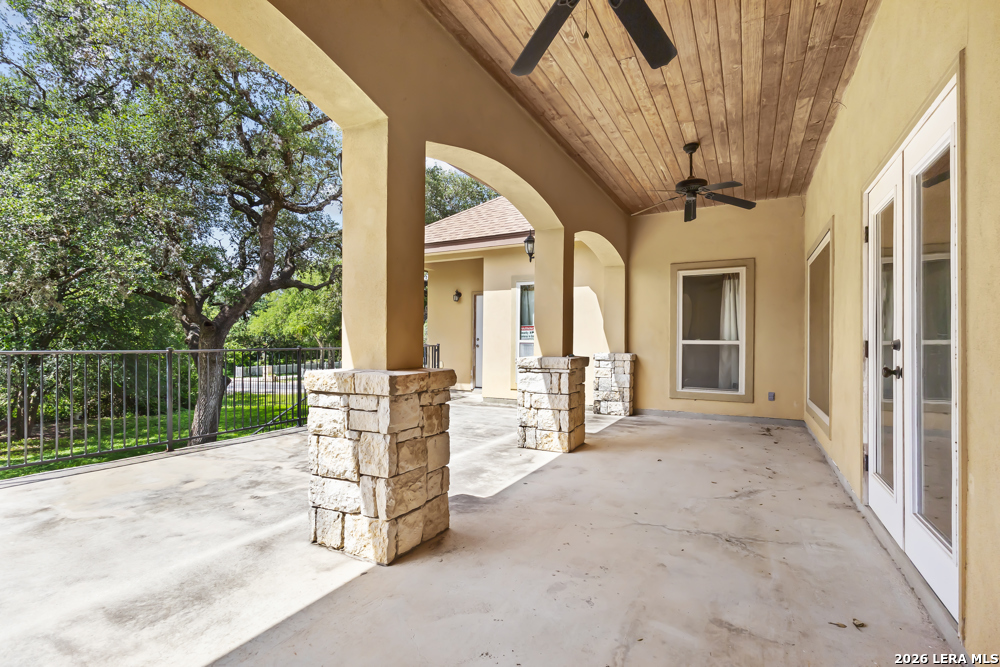 8210 Roy Lane
