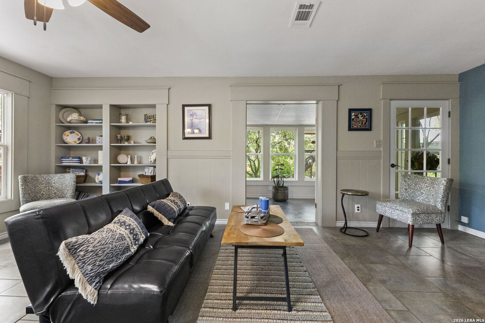 346 RAINBOW DR