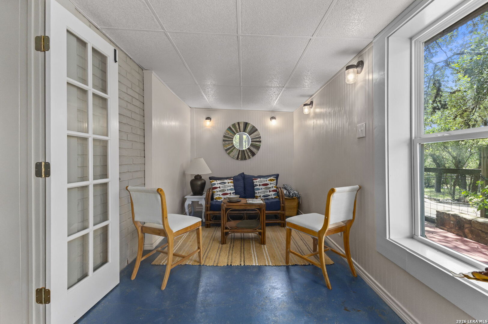346 RAINBOW DR