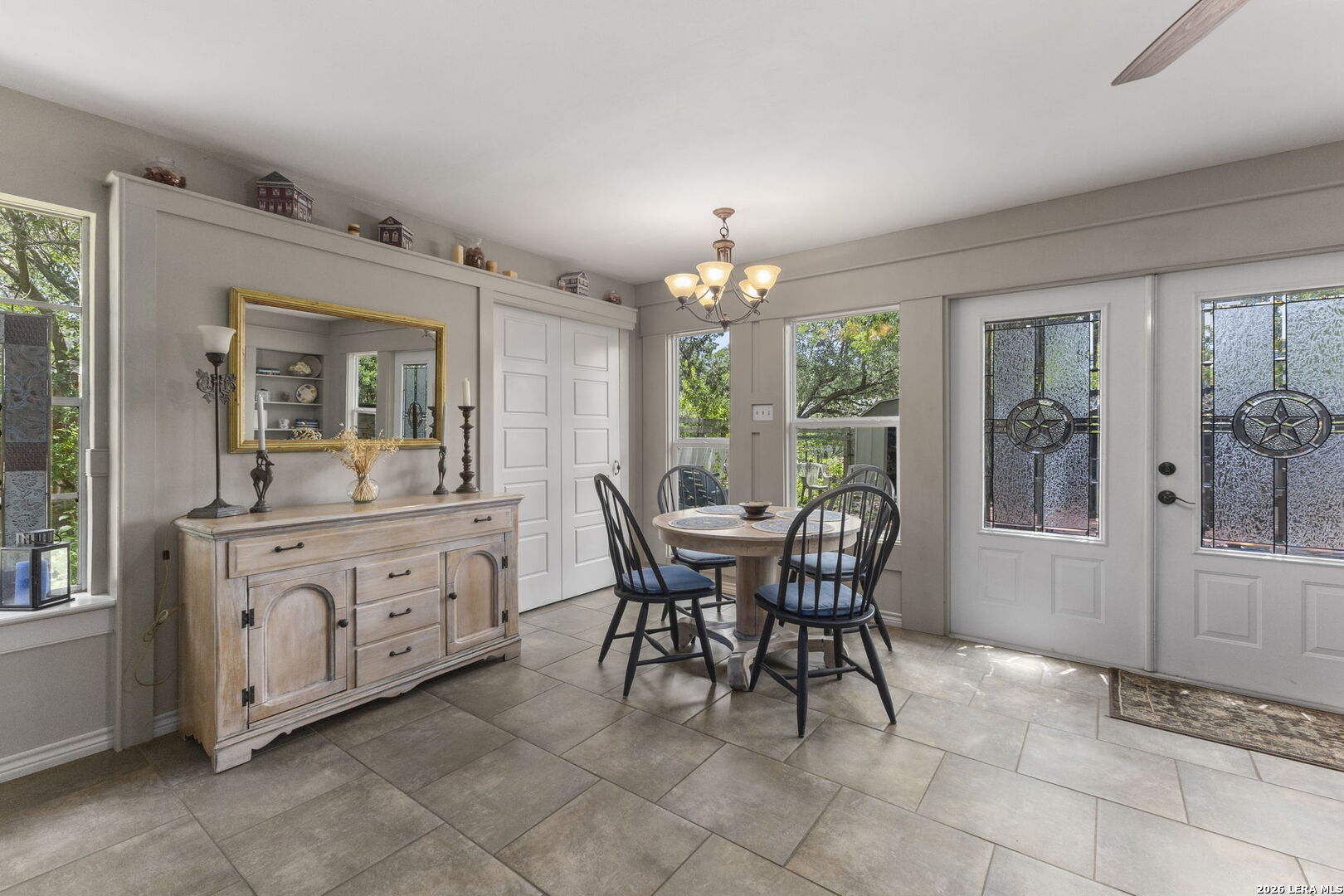 346 RAINBOW DR