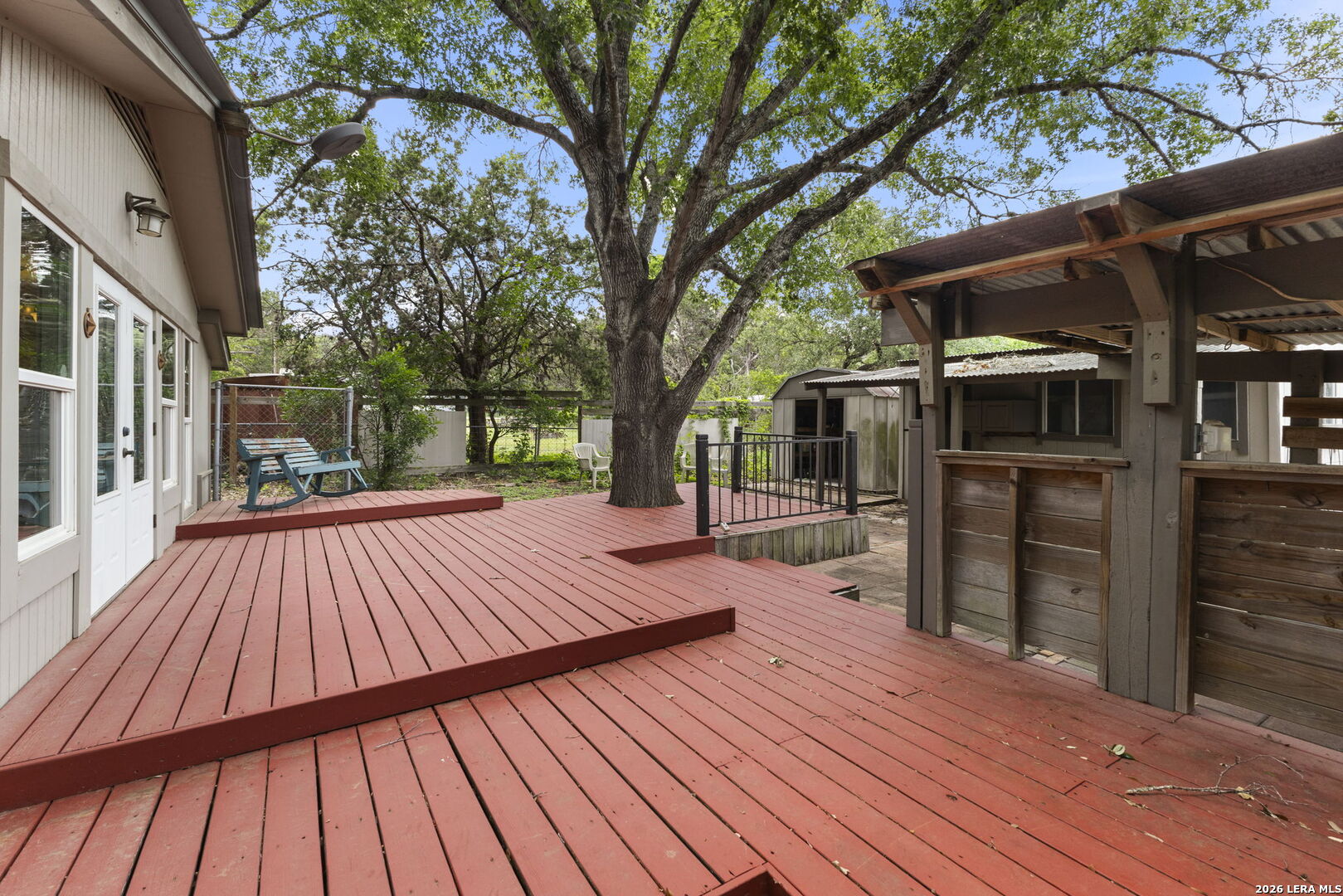 346 RAINBOW DR