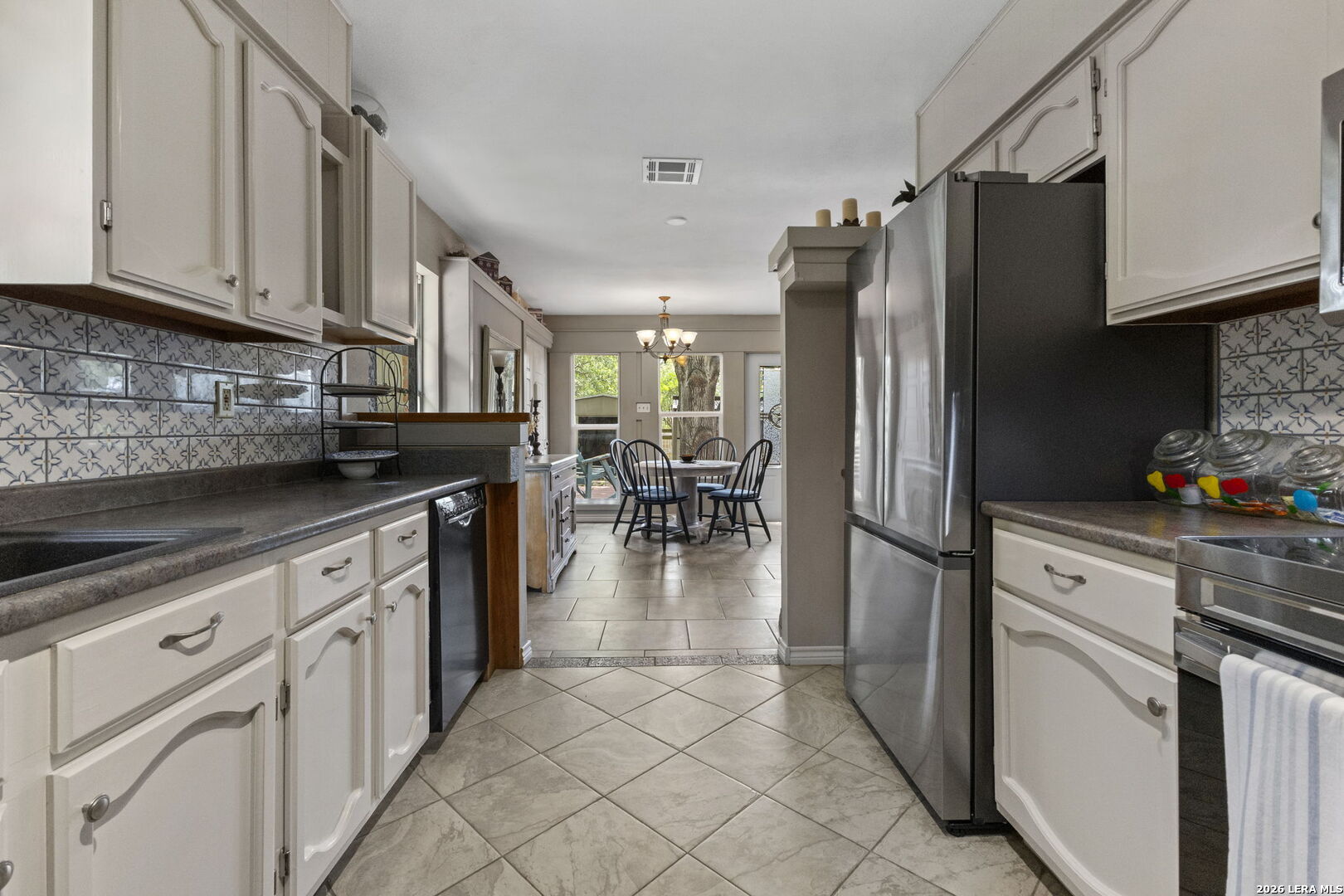 346 RAINBOW DR