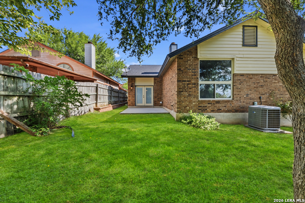 10302 Rustic Village