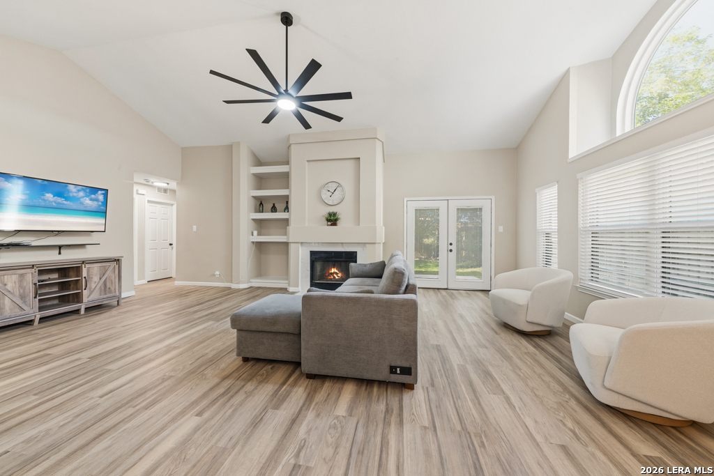 10302 Rustic Village