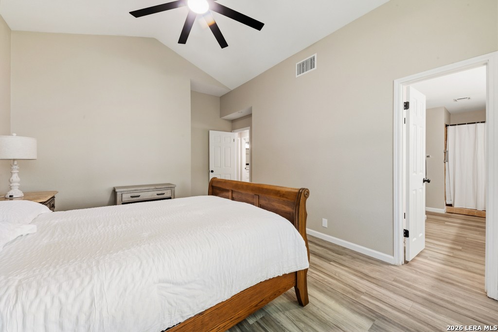 10302 Rustic Village