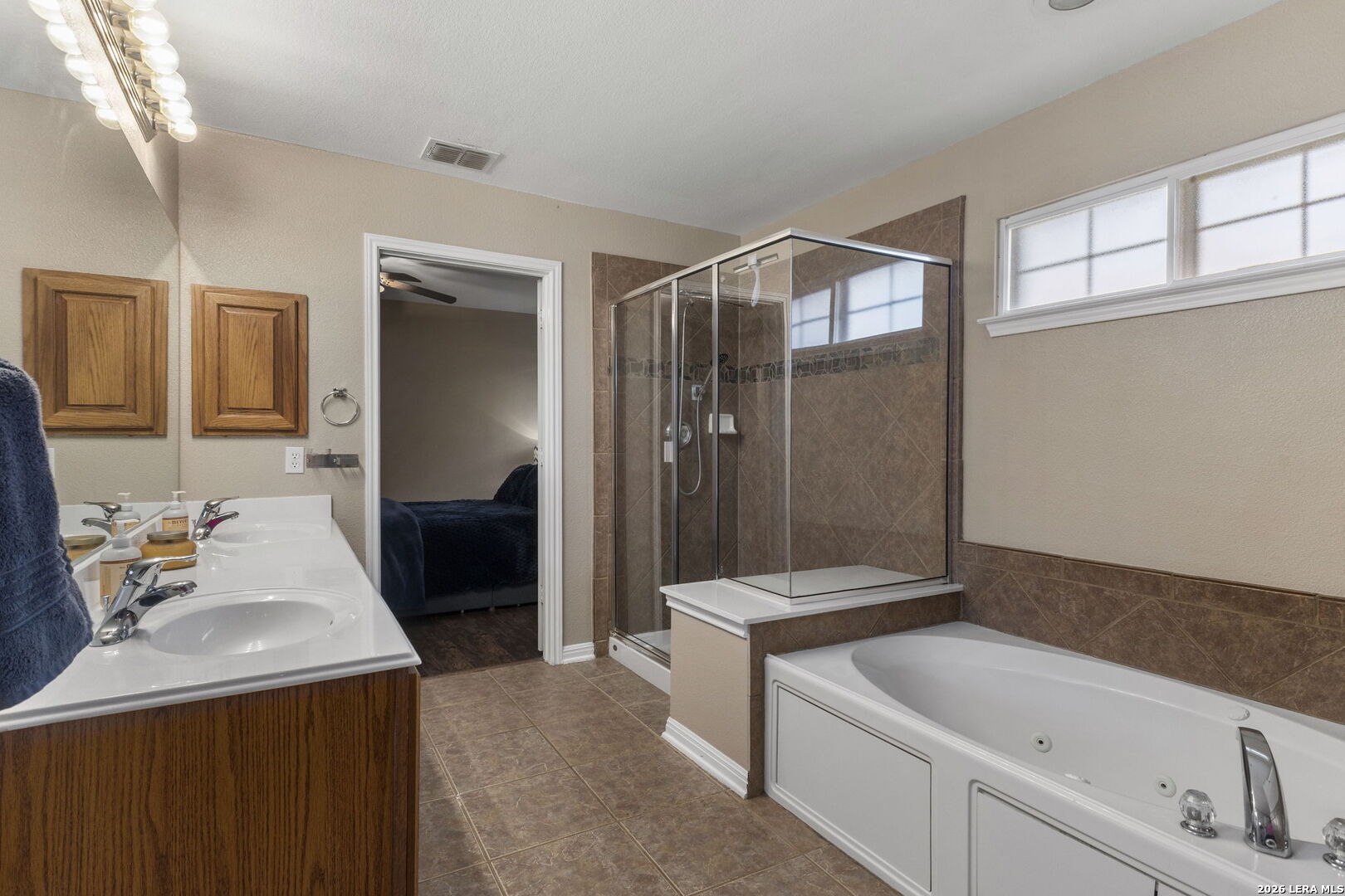 266 MAIDSTONE CV
