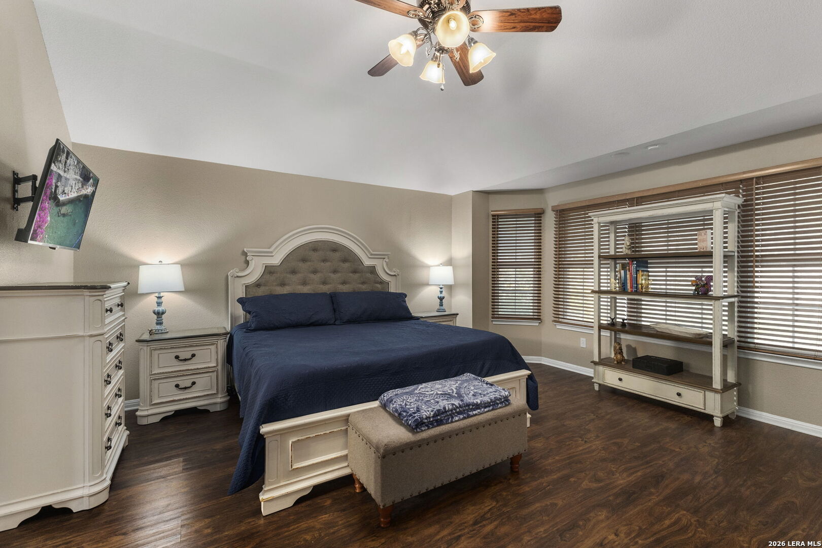 266 MAIDSTONE CV
