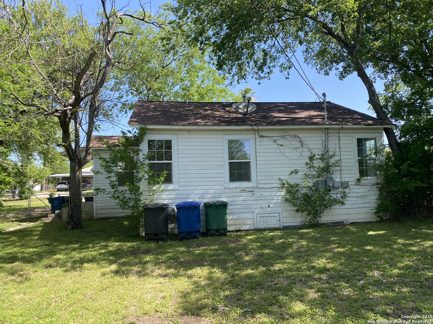 450 Overhill Dr