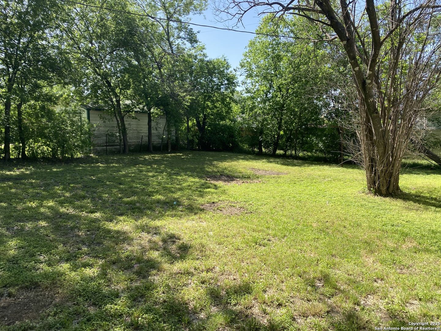 450 Overhill Dr