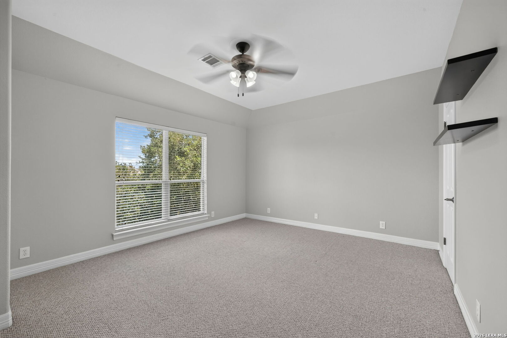419 HIGHLAND HL