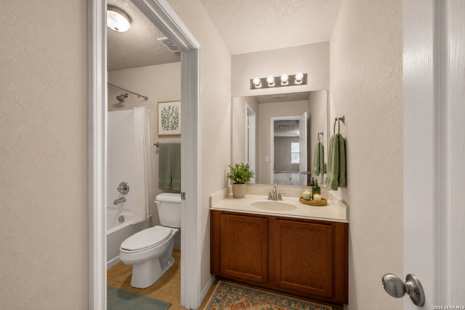 5706 Sendero