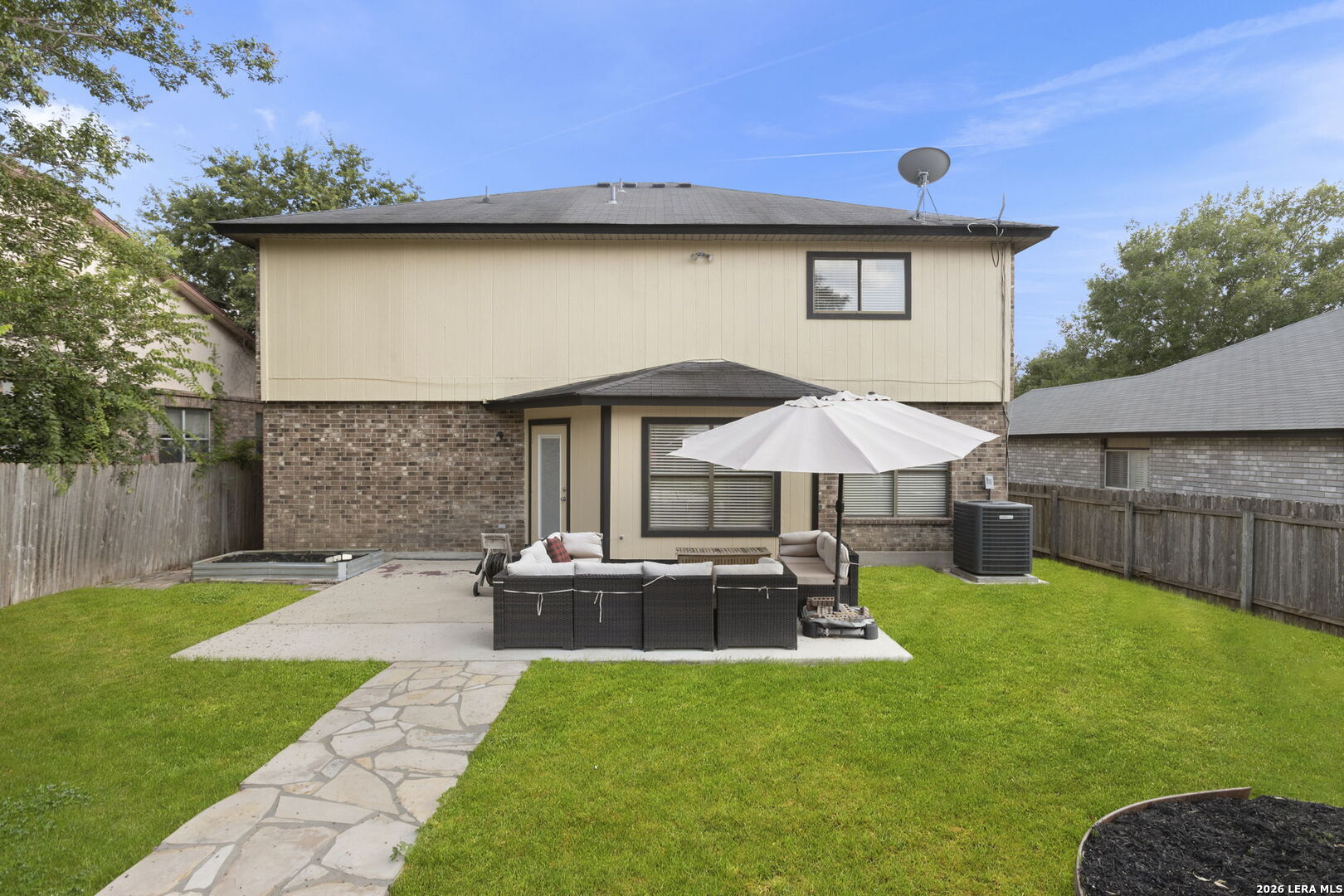 9655 Campton Farms