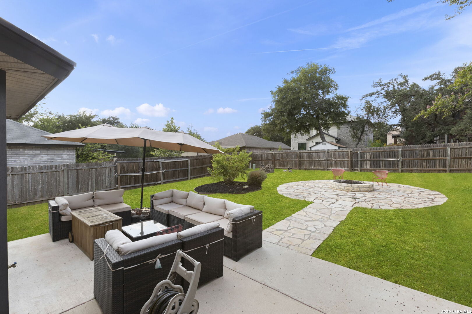 9655 Campton Farms
