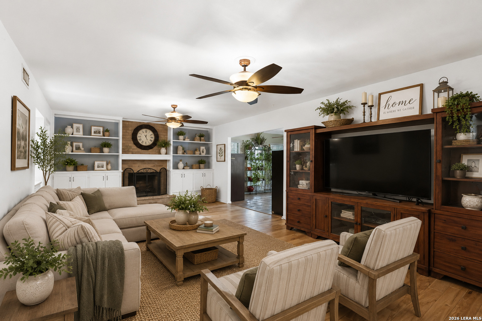 3511 HUNTERS CIR