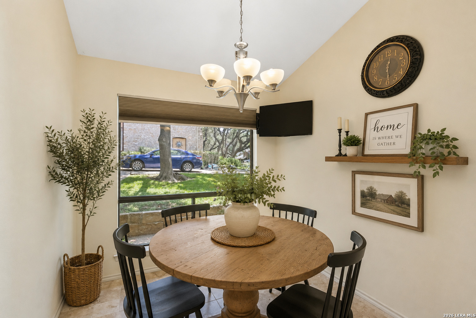3511 HUNTERS CIR