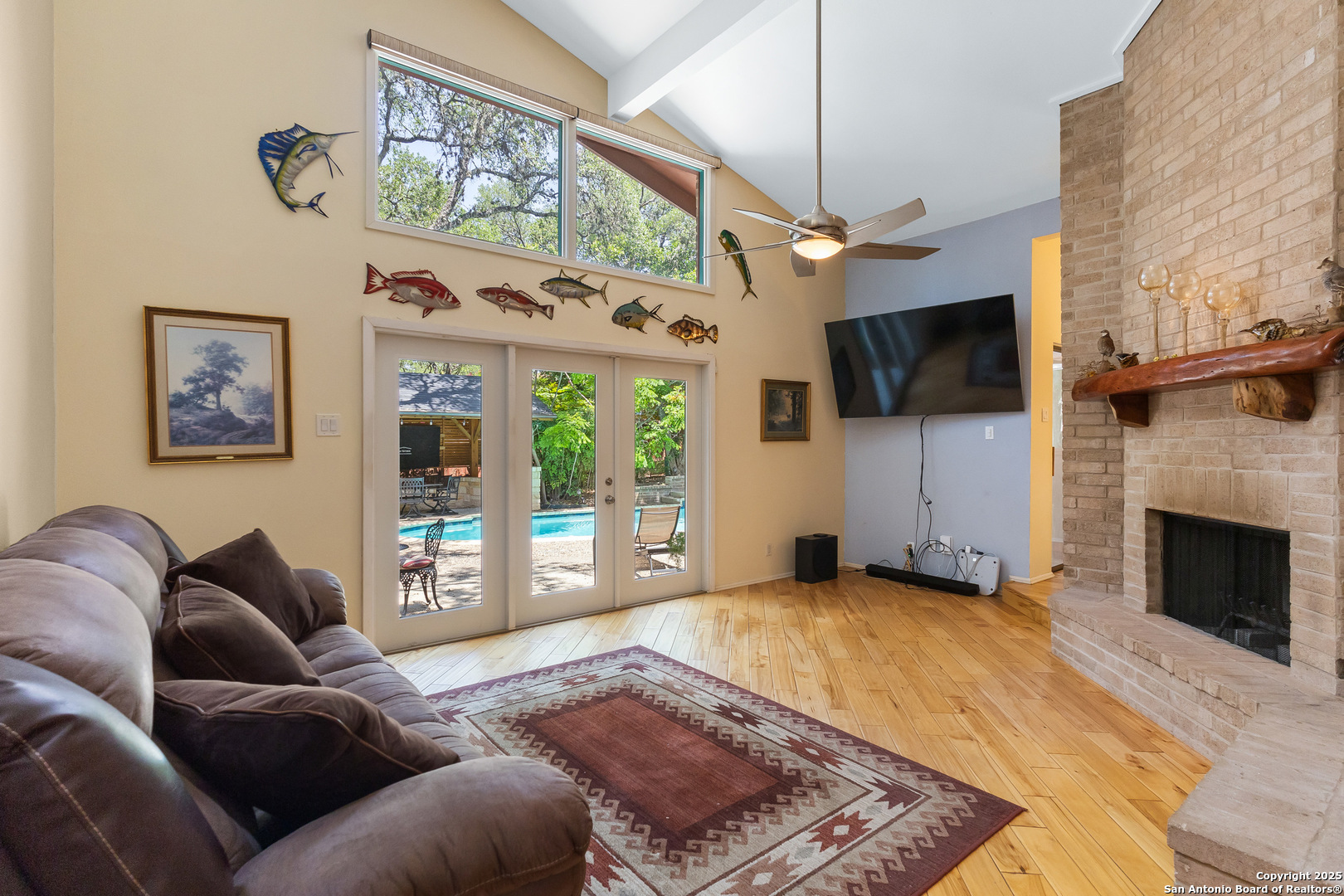 3511 HUNTERS CIR