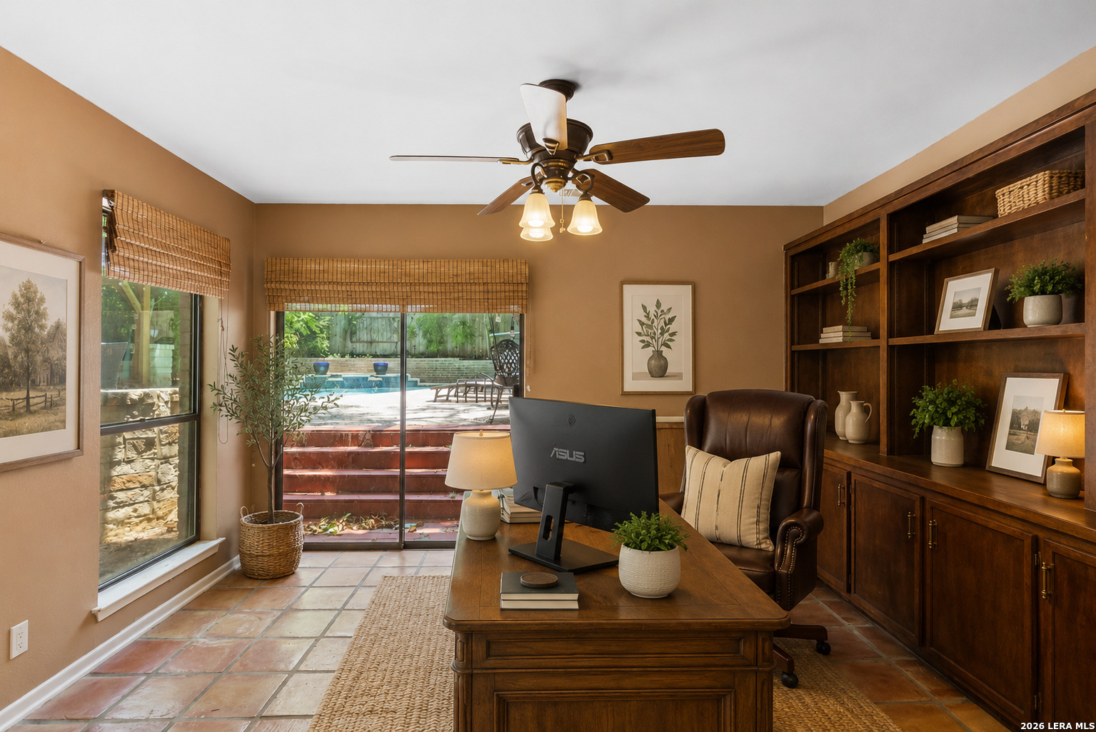 3511 HUNTERS CIR