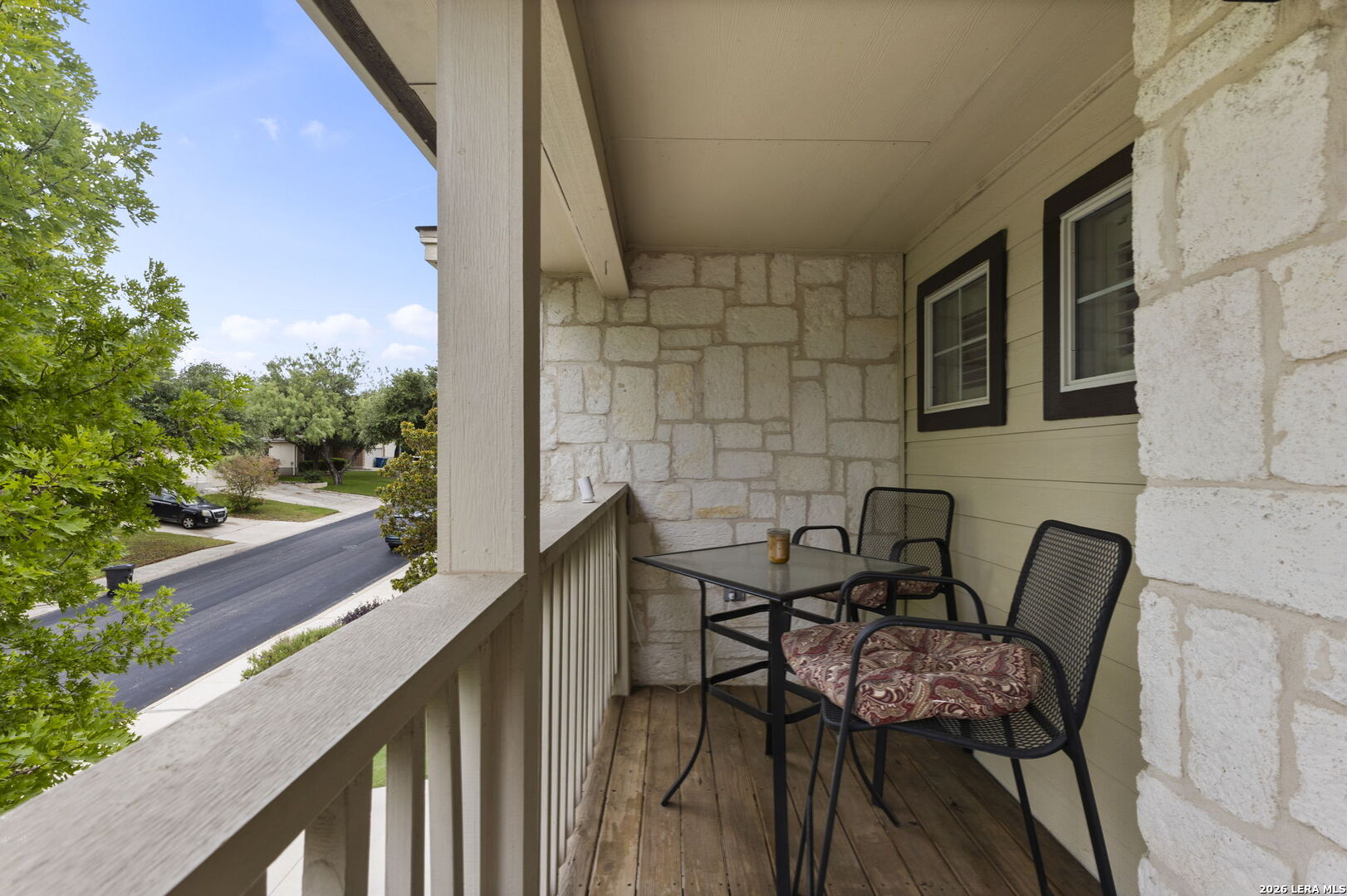1015 MAGNOLIA BND