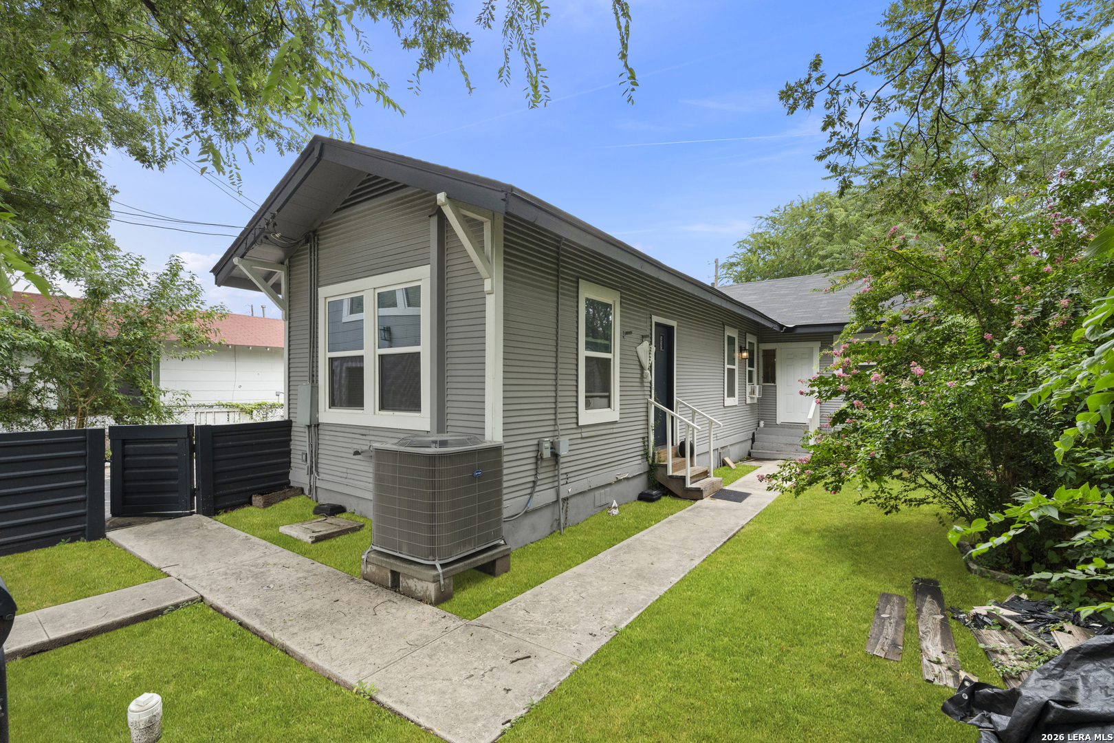 1311 W French Pl