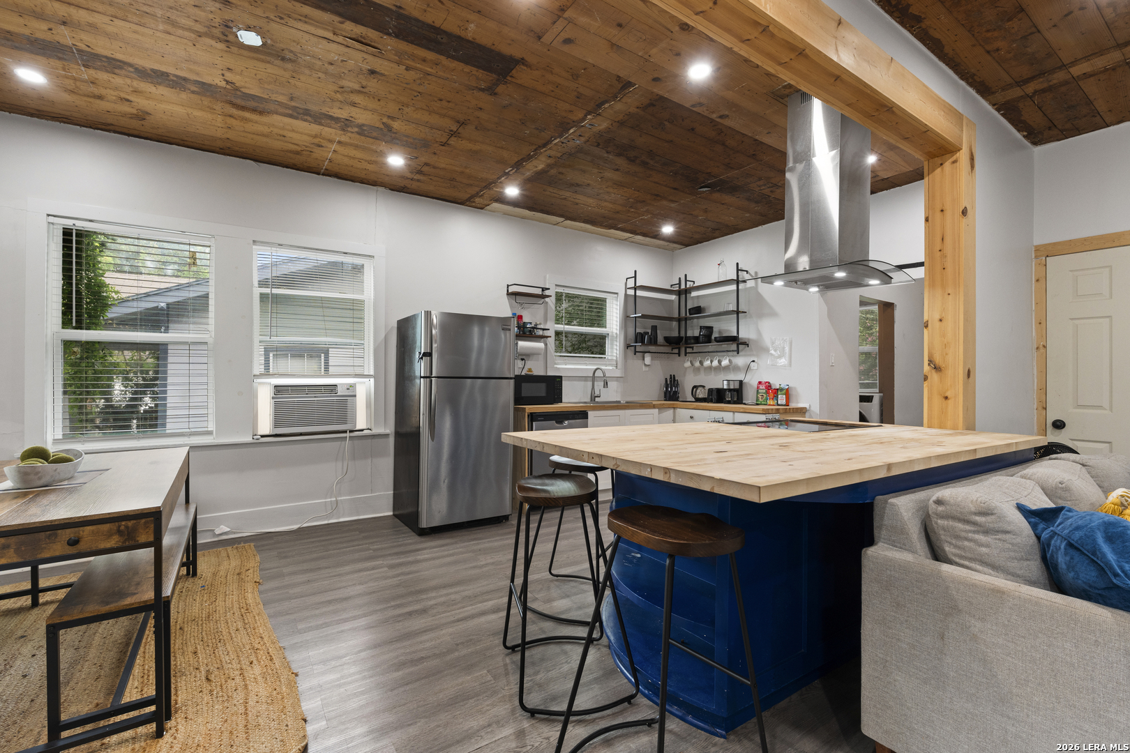 1311 W French Pl