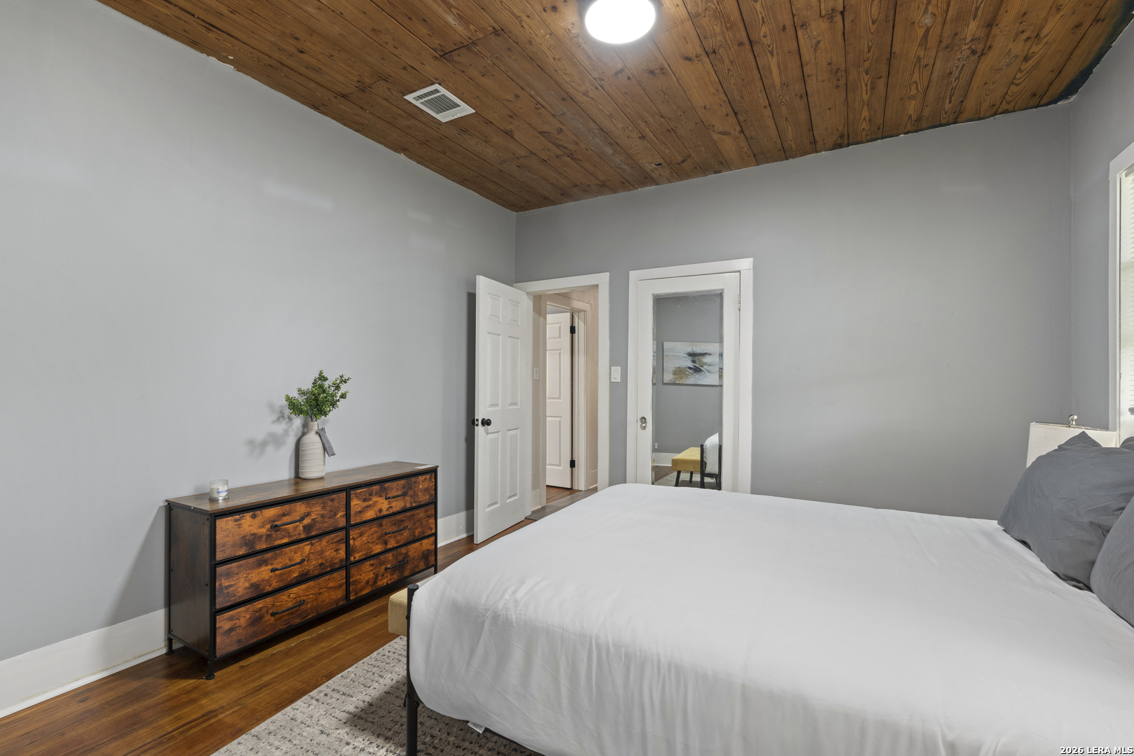 1311 W French Pl