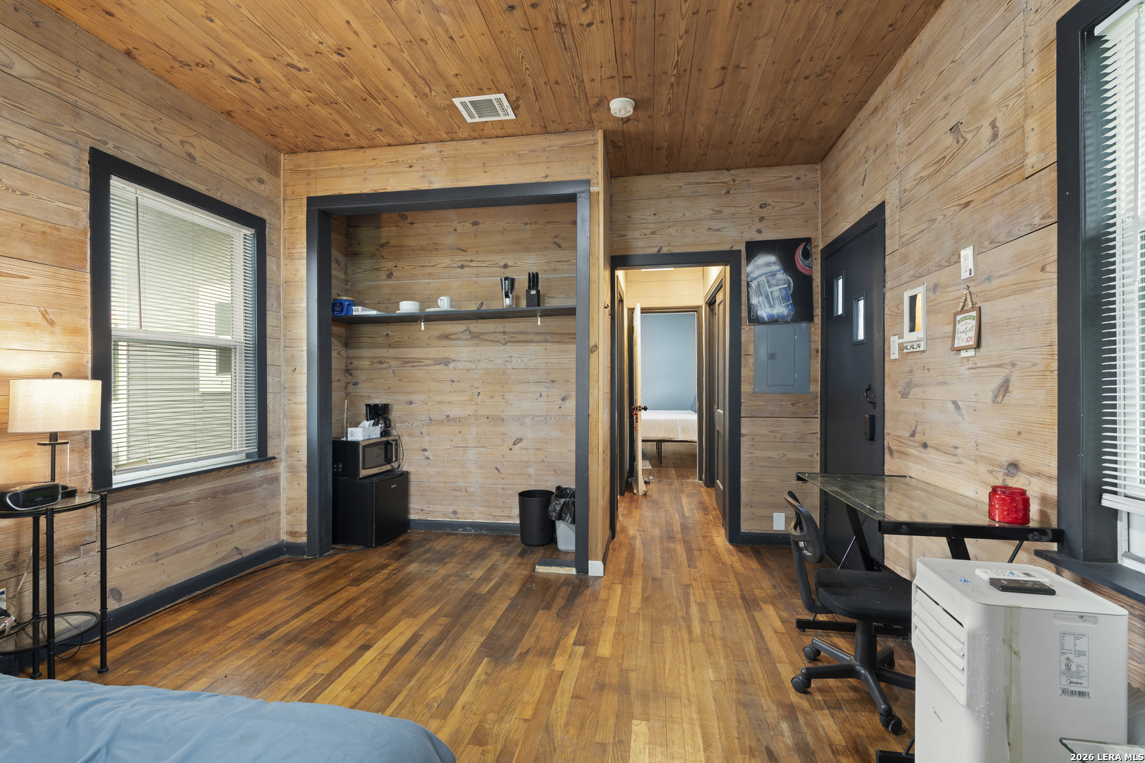 1311 W French Pl