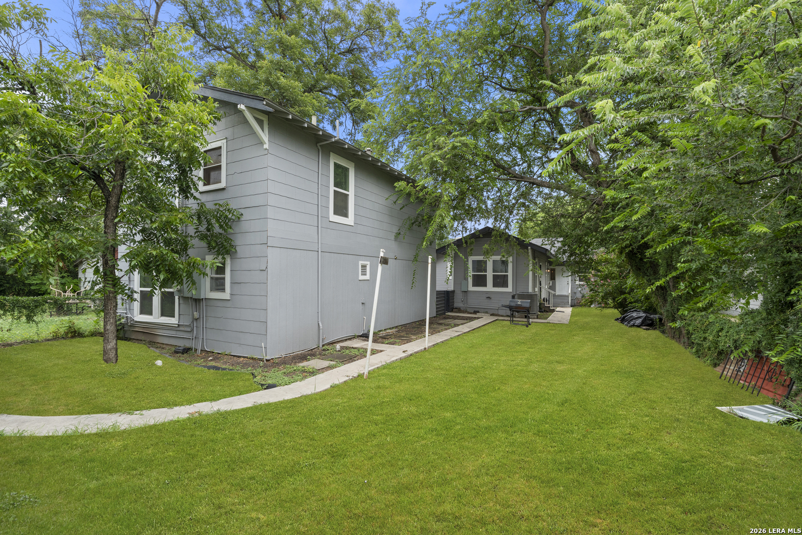 1311 W French Pl