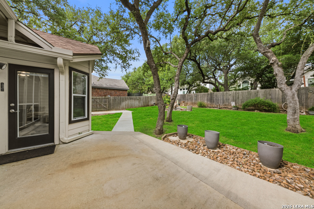 1612 LOOKOUT PT