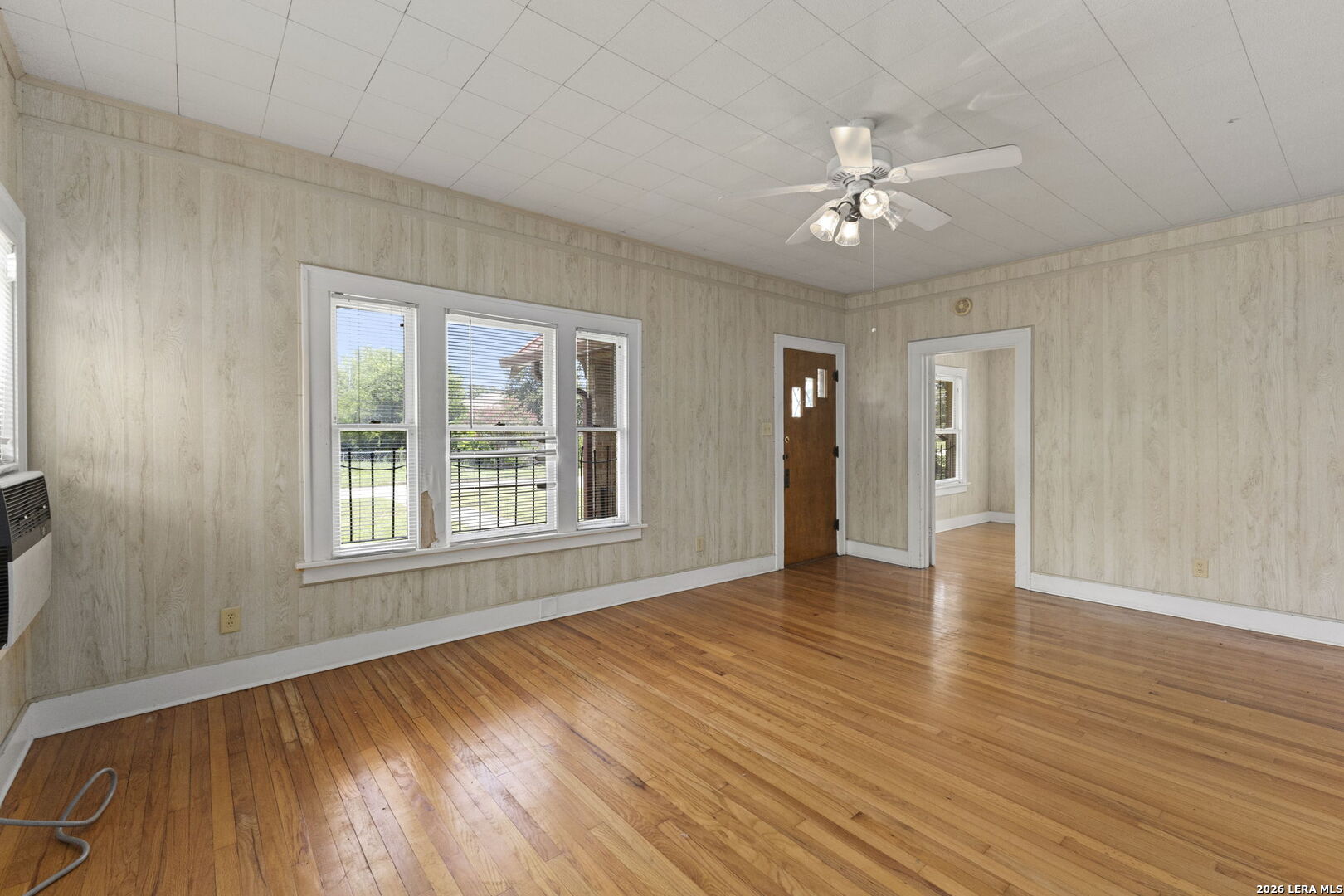 330 BAILEY AVE
