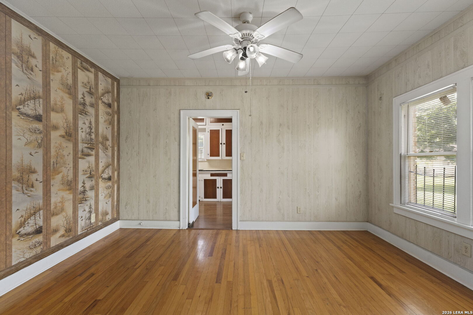330 BAILEY AVE