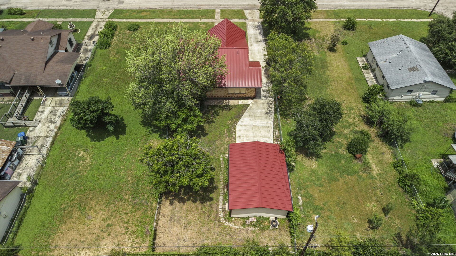 330 BAILEY AVE