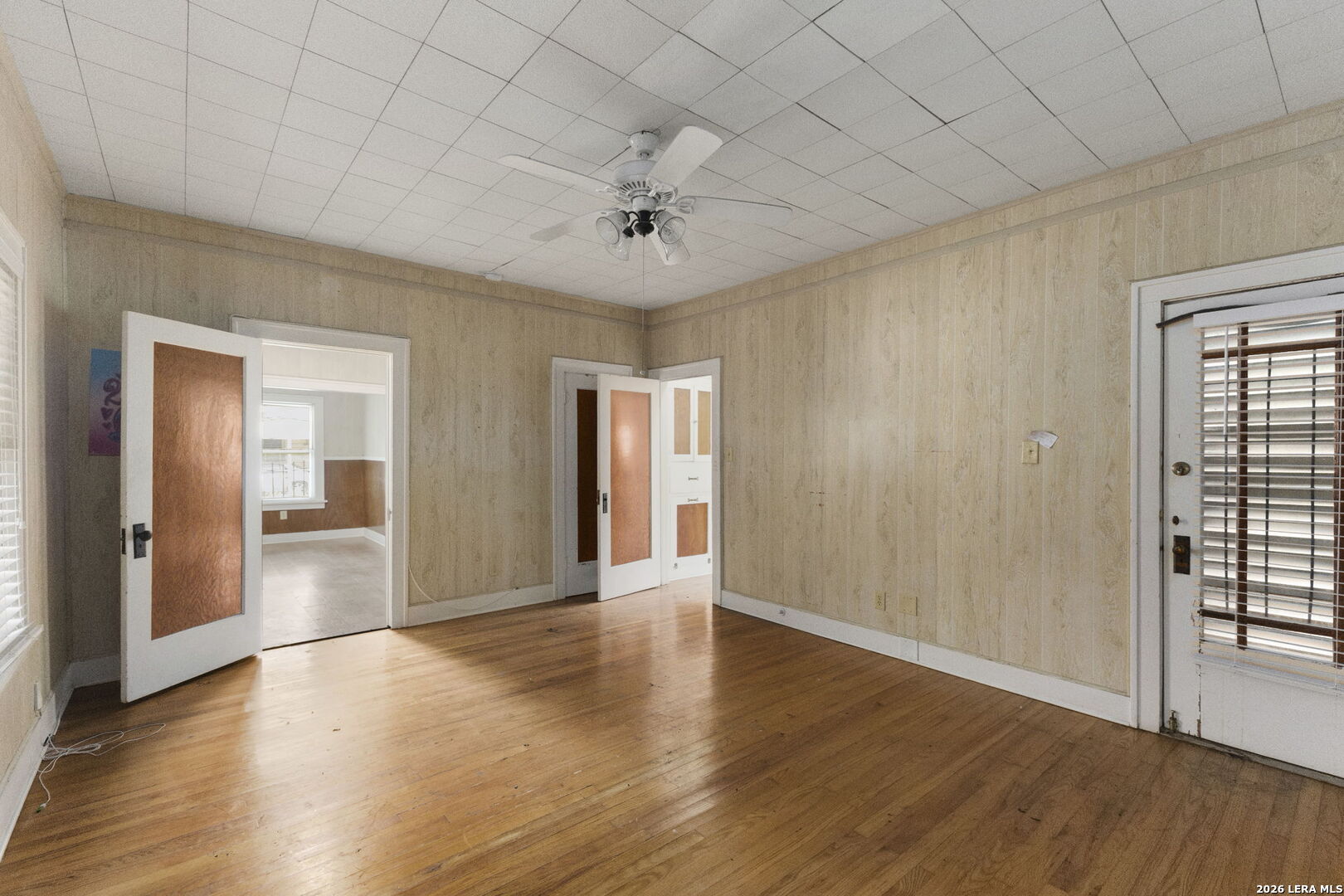 330 BAILEY AVE