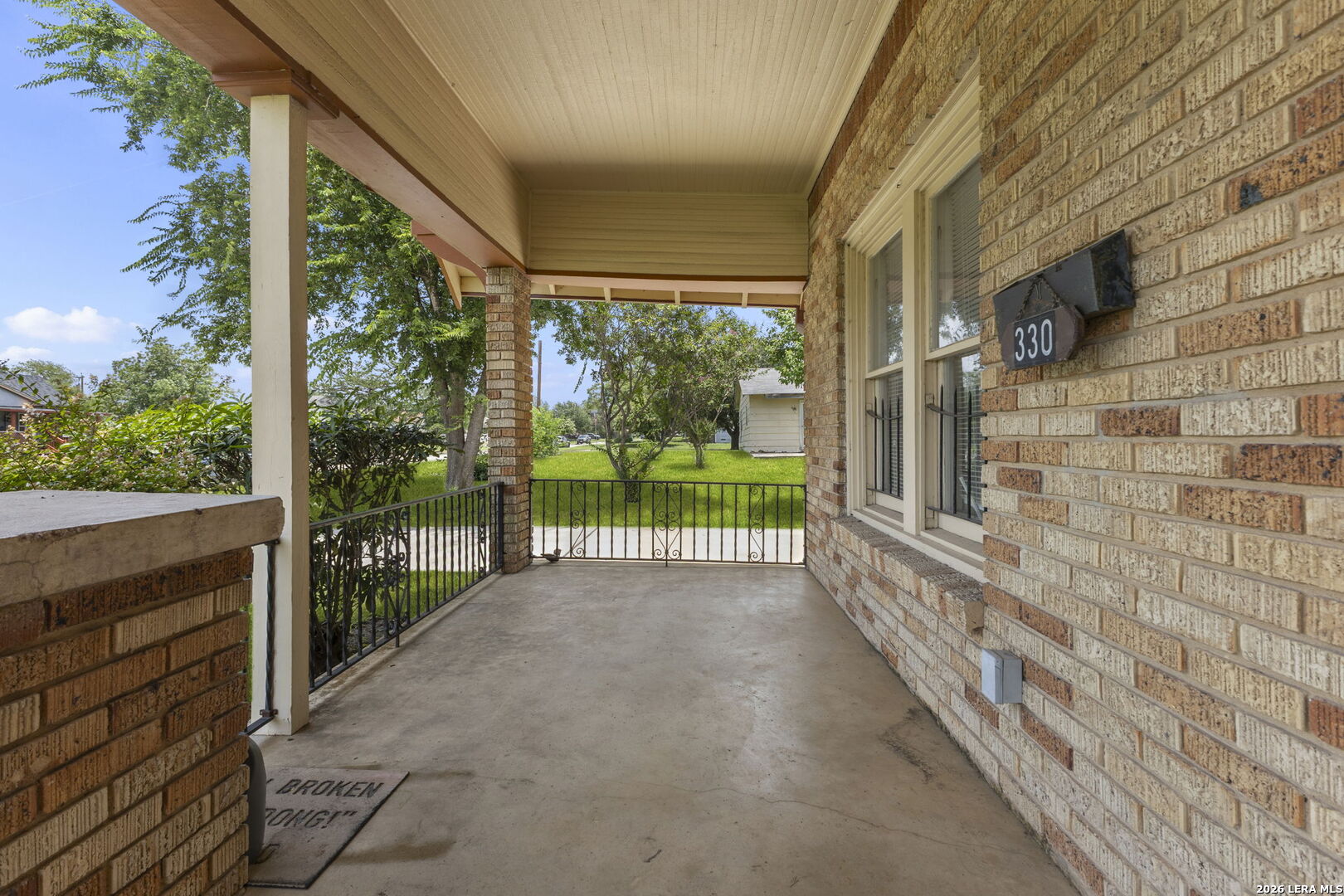 330 BAILEY AVE