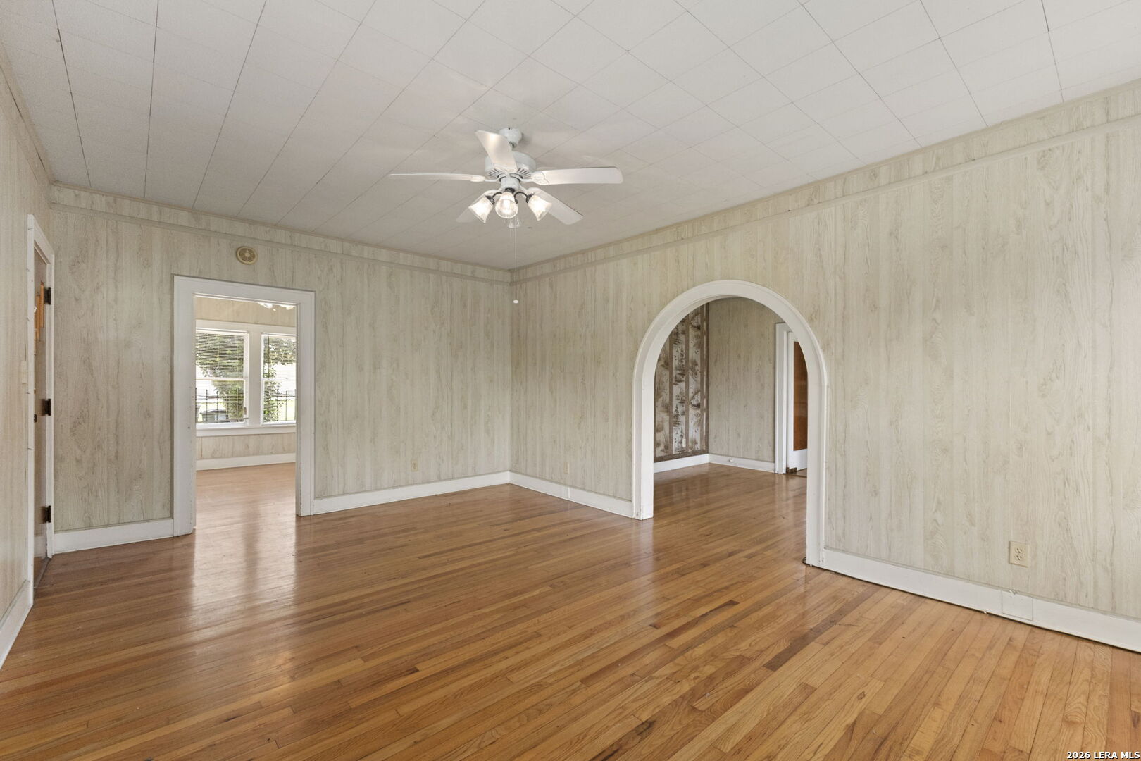 330 BAILEY AVE