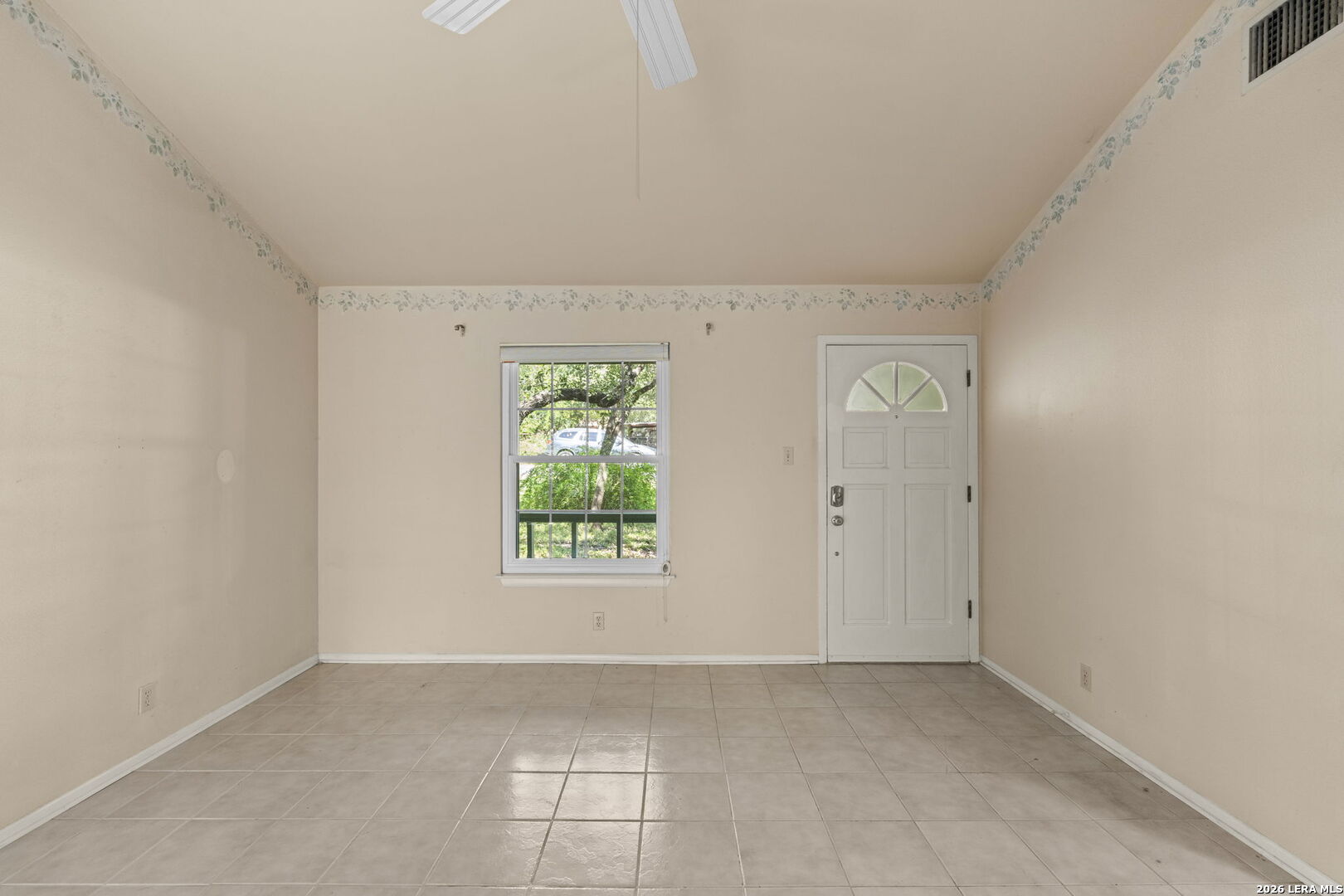 211 DOESKIN DR