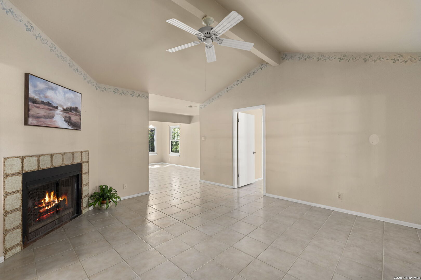 211 DOESKIN DR