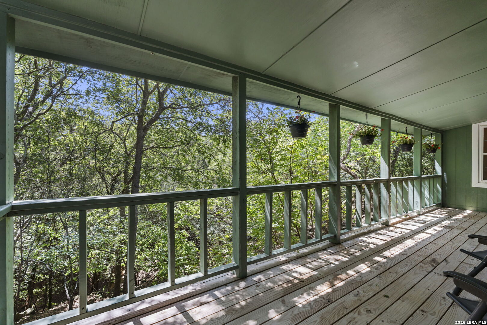 211 DOESKIN DR