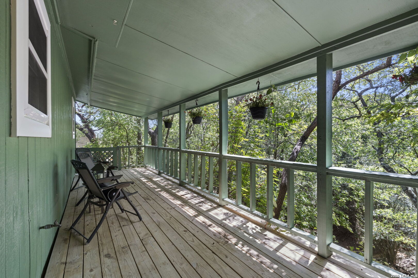 211 DOESKIN DR