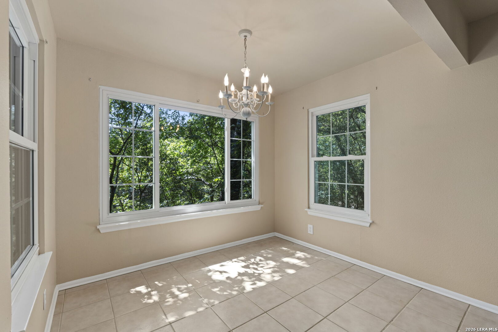211 DOESKIN DR