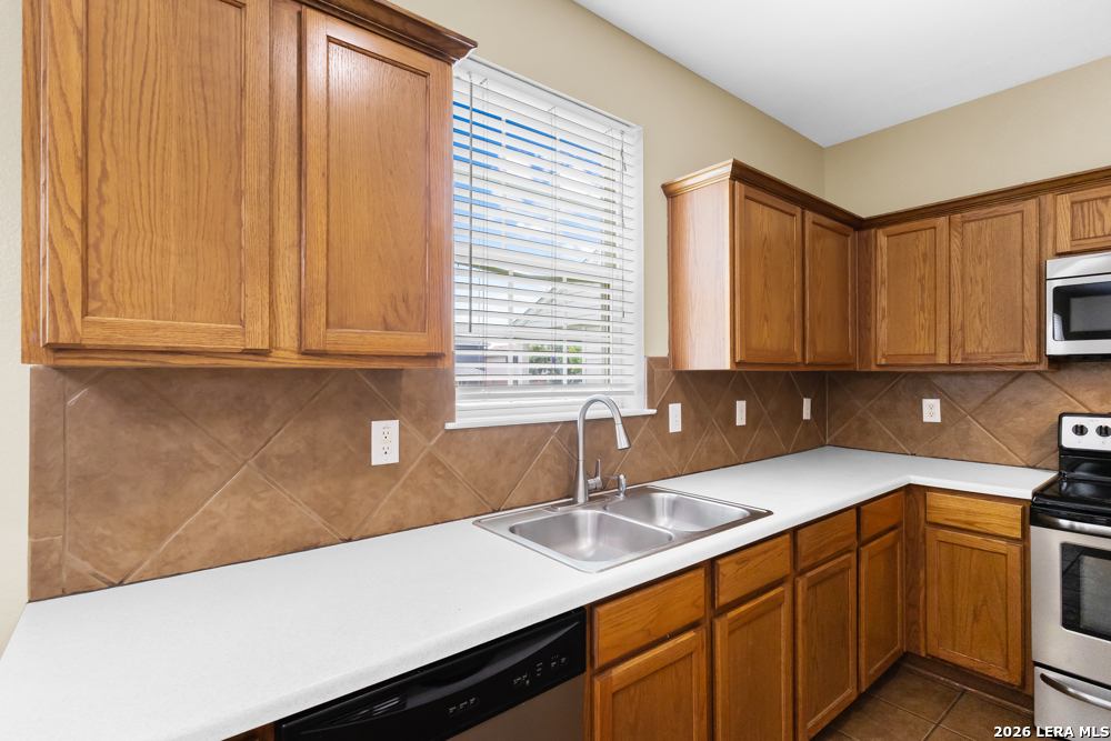 157 CARMEL DR