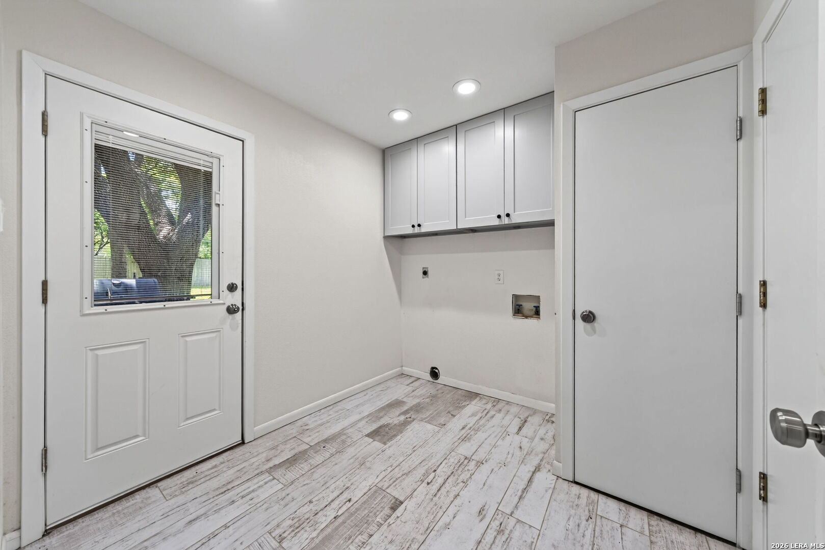 10809 LANDS RUN ST
