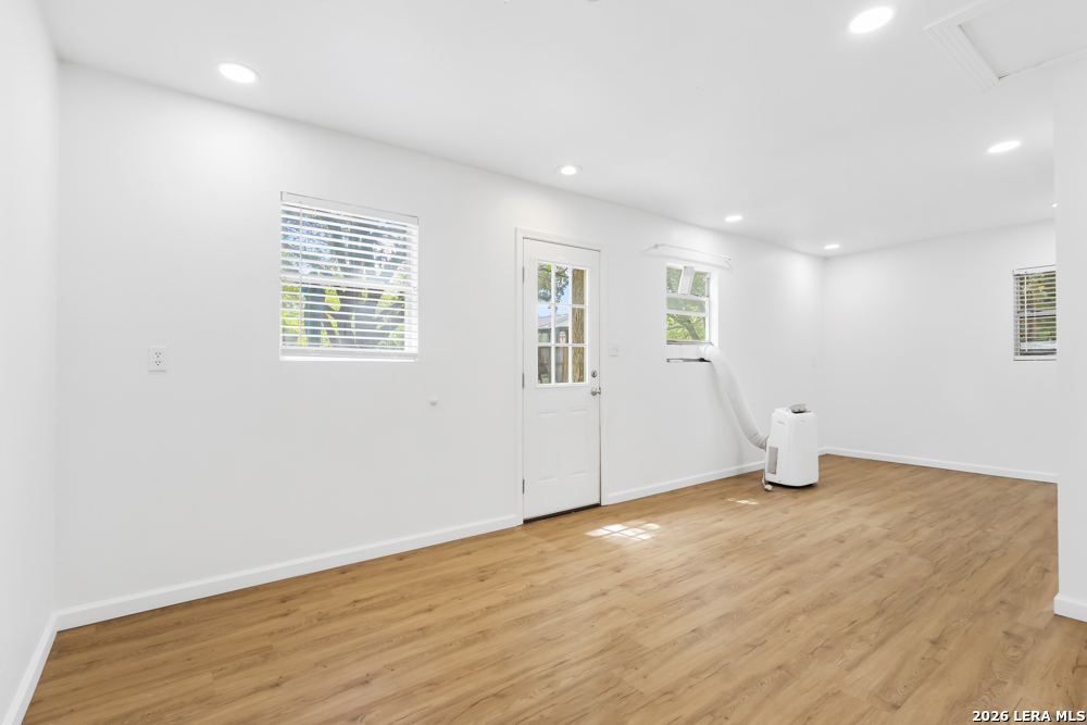 761 WHIPPOORWILL DR Unit: B