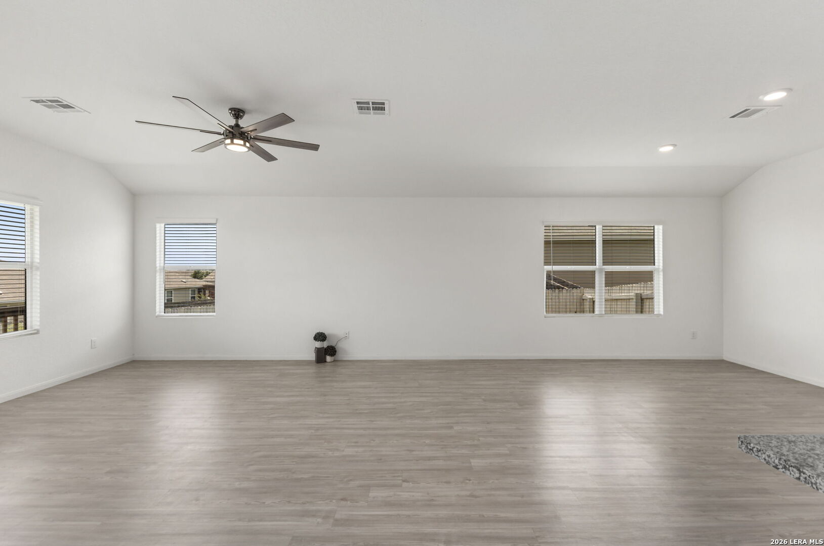 31650 Acacia Vista