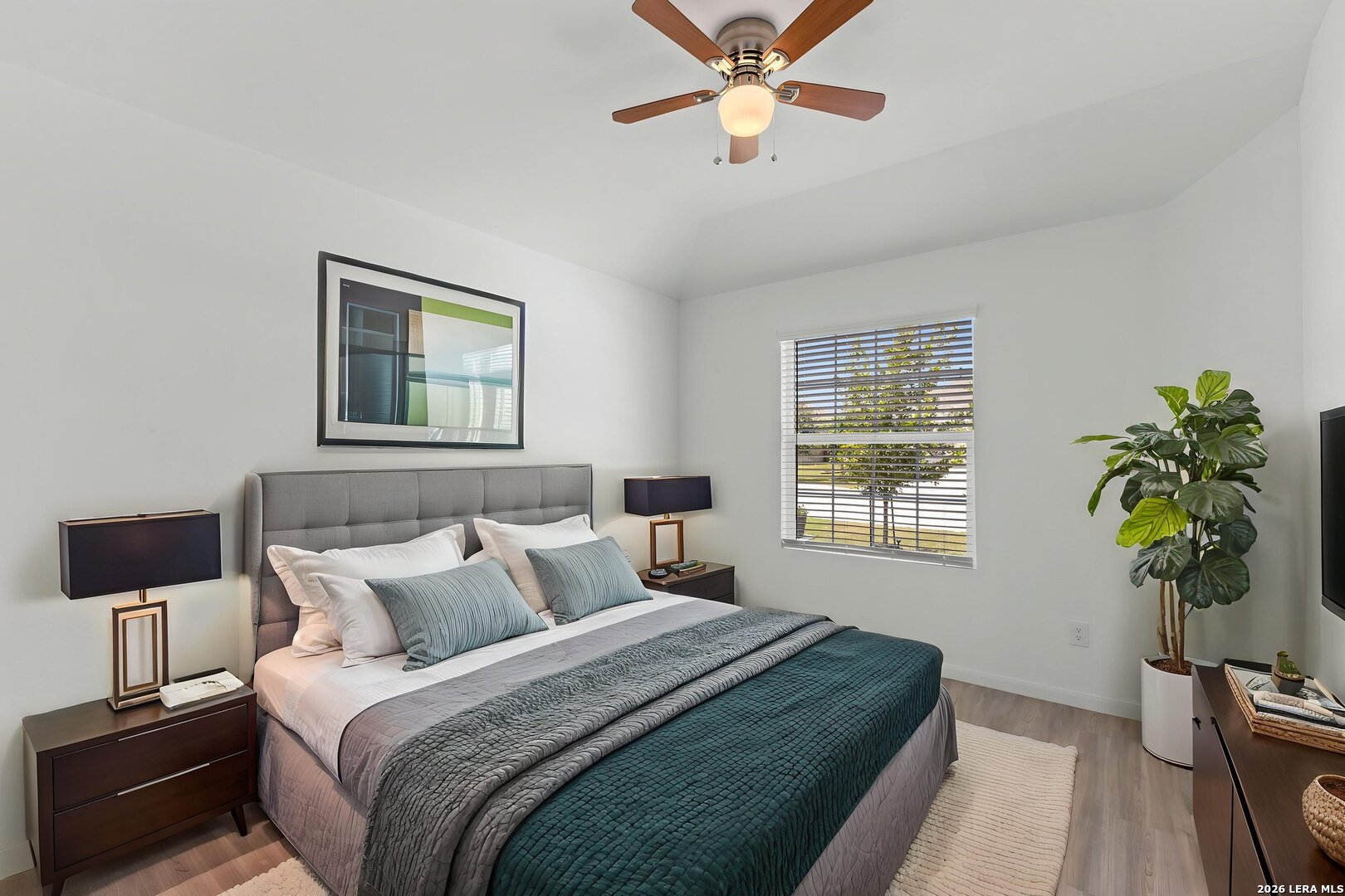 31650 Acacia Vista