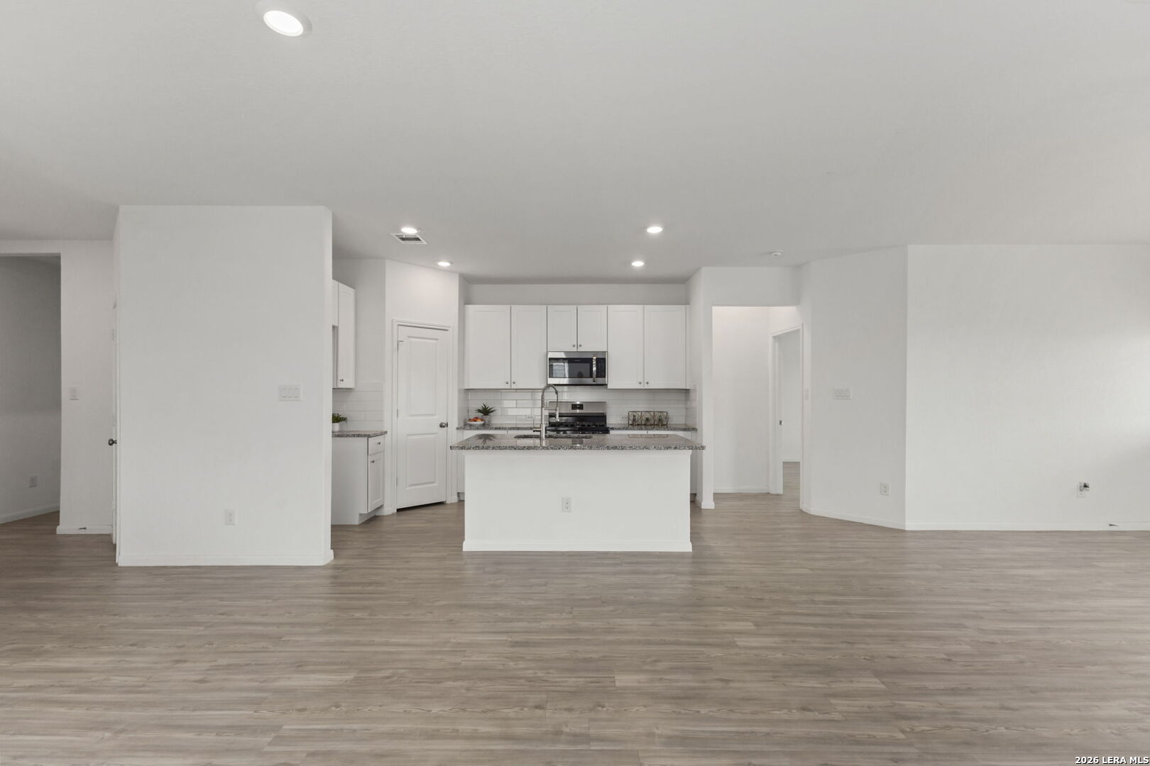 31650 Acacia Vista