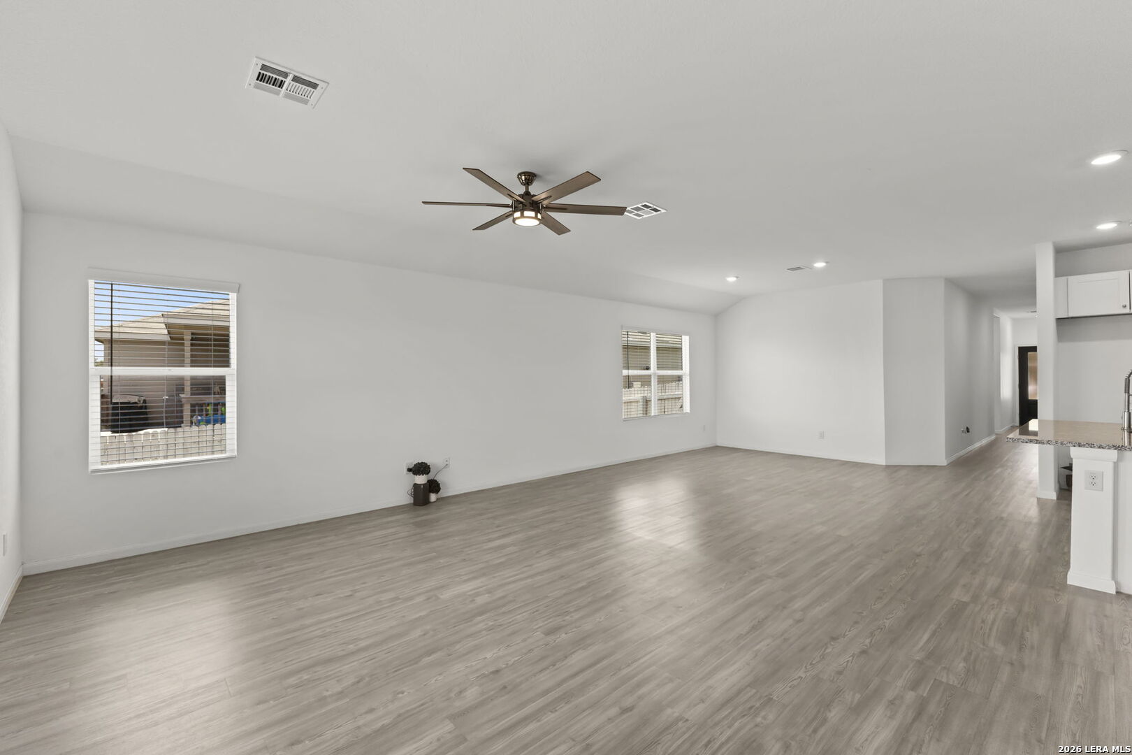 31650 Acacia Vista