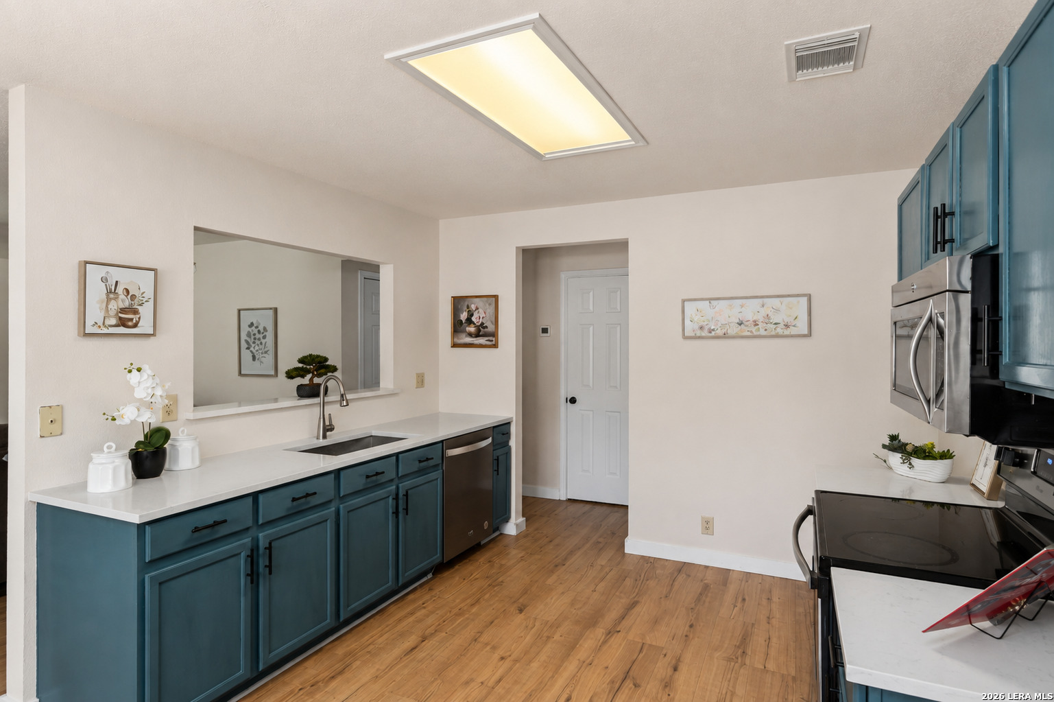 12530 Redrock Oak