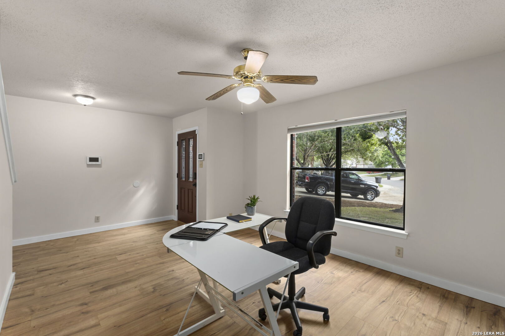 12530 Redrock Oak