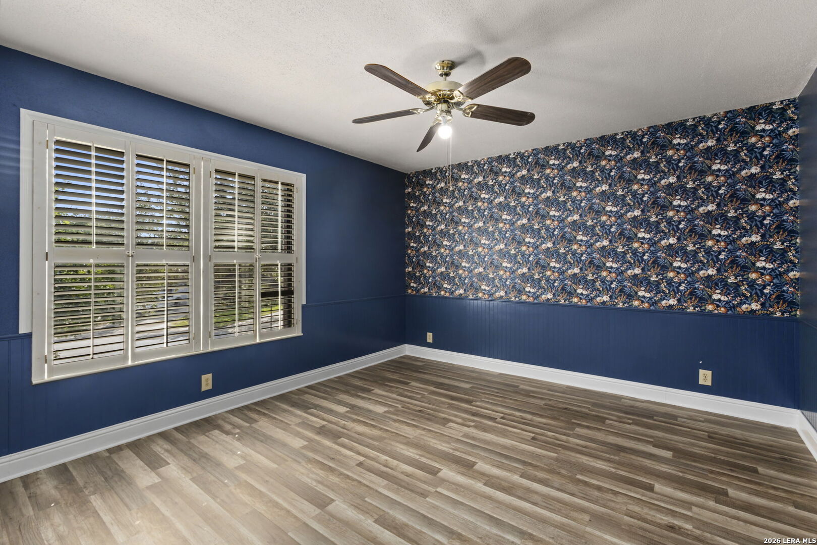12530 Redrock Oak