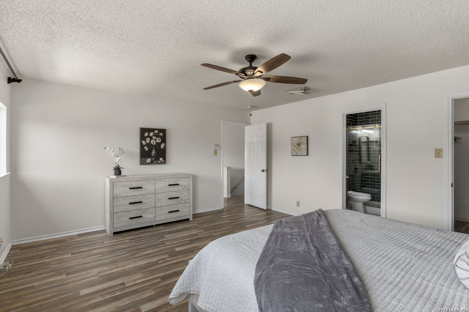 12530 Redrock Oak
